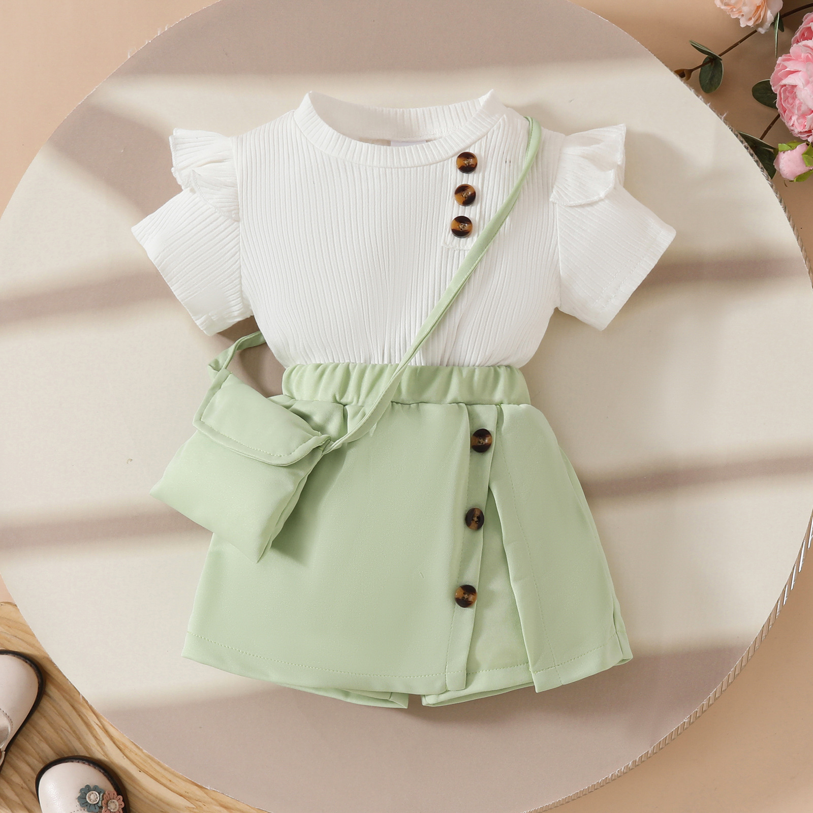 2025欧美夏季款女童坑条飞袖短袖上衣扣子不规则短裙裤背包三件套