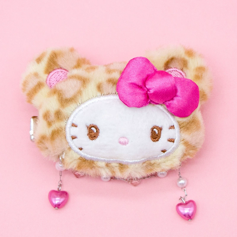 Заколка (Hello Kitty) плюшевая, леопардовый стиль с подвесками-сердечками — розовая/жёлтая