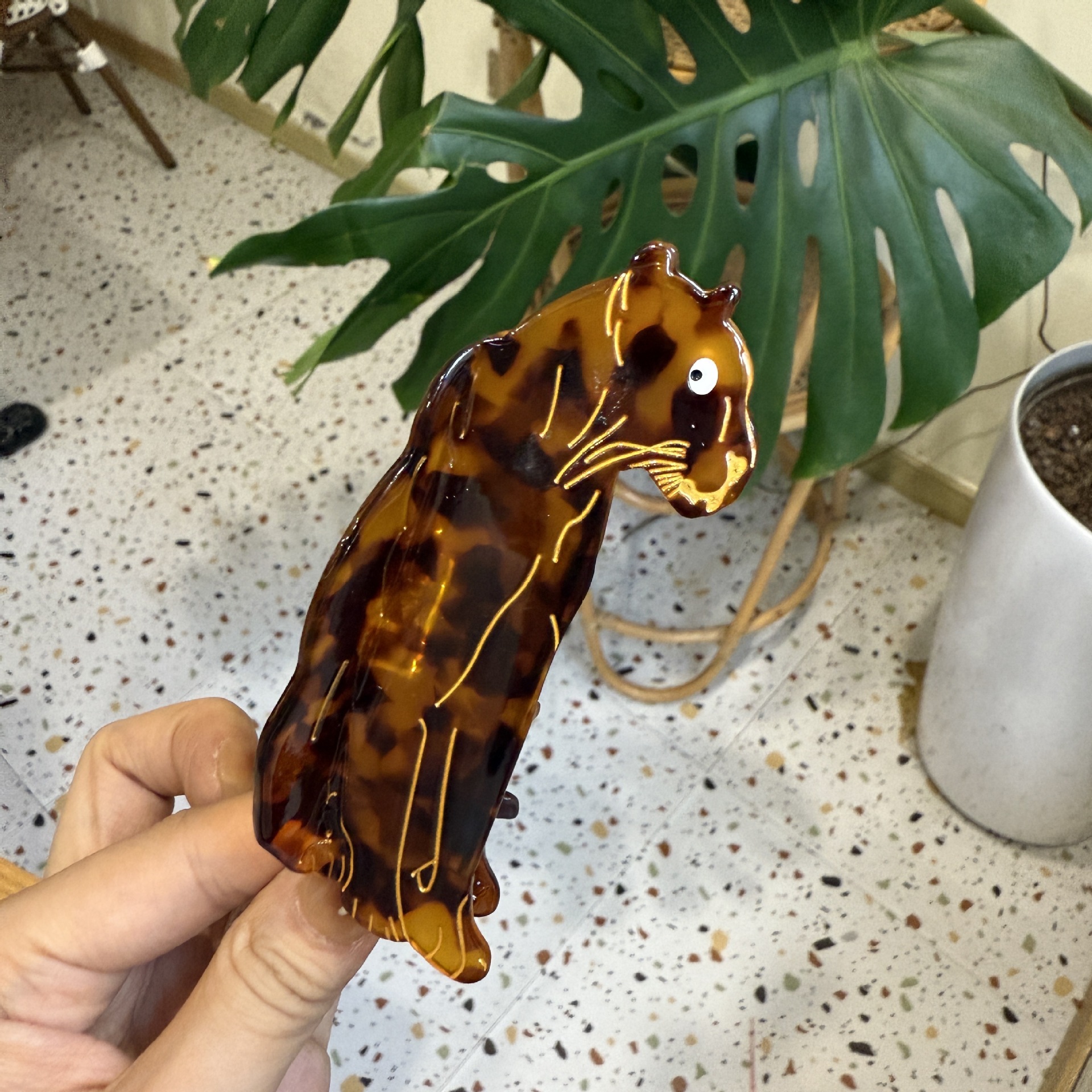 54g Weight Hair Claws Hair Accessories Type 1 Piece Quantity Casual, Daily Occasion Acrylic Material Lion, Jaguar, Tiger Pattern All Seasons Season Women's Gender Novelty Style Novelty Women's Lion Jaguar Tiger Arylic Hair Claws 10