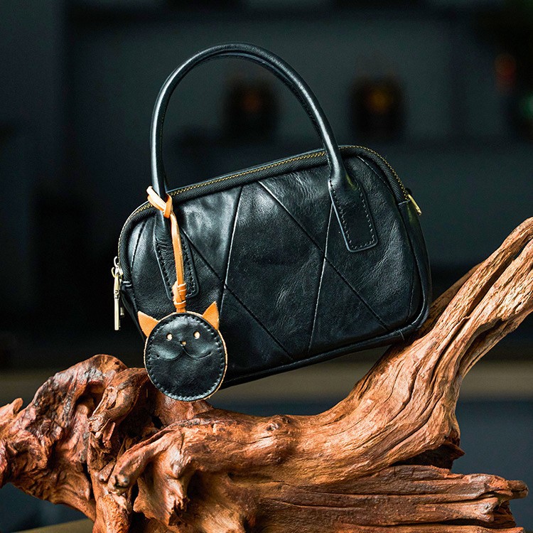 Genuine Leather Handmade Bowling Bag For Women New Retro Crossbody Vegetable Tanned Cowhide Versatile Handheld Pillow Bag - Thumbnail 4