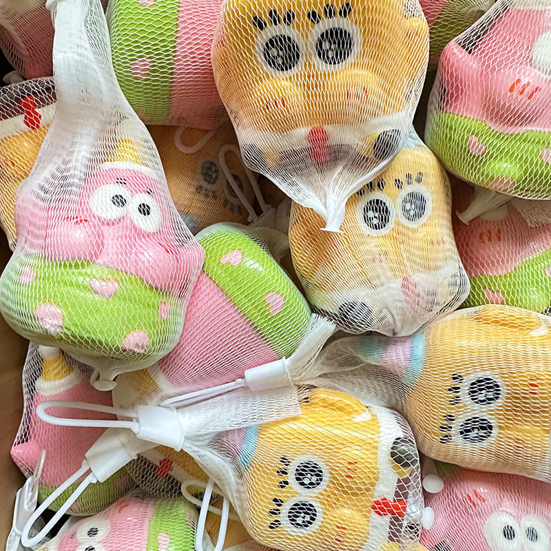 上海人形フィギュア、低反発卸売人形機、子供用おもちゃの装飾品、ストール、減圧、ピンチ工場|undefined