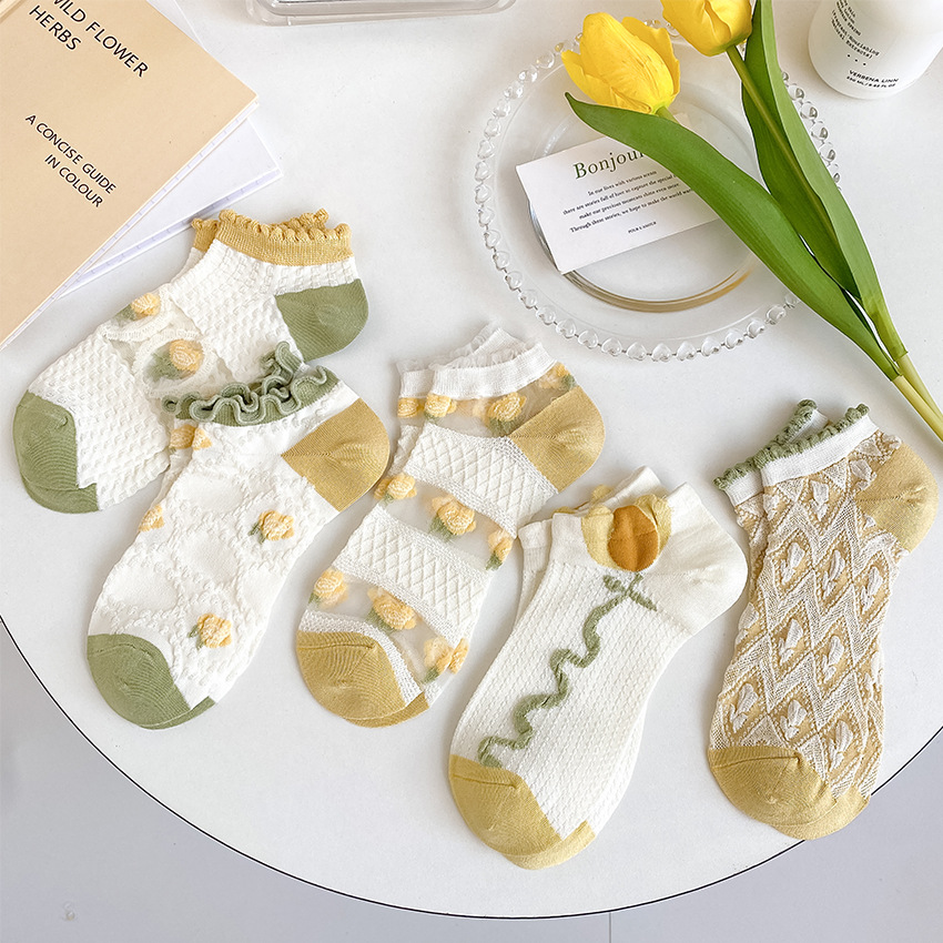 Women's spring and summer all-match Tulip Crystal socks glass card stockings women's thin cute women's boat Socks bamboo cotton socks
