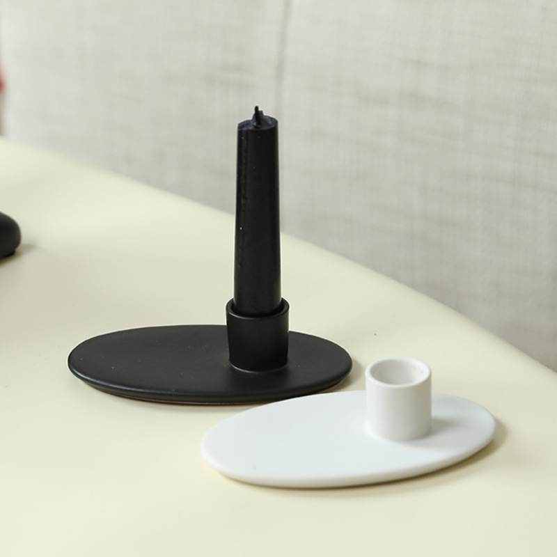 Decoraciones modernas de cerámica en blanco y negro, accesorios de cena a la luz de velas, decoraciones de mesa de comedor de vela ovalada