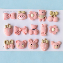 人気のピンク系の女の子のさくらんぼの花の樹脂のアクセサリーの車はdiyの部品を飾って卸売りします。