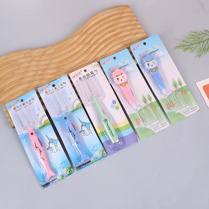 Популярные товары в магазинах с товарами по ценам от 1 до 2 долларов: новые яркие ушные вкладыши с мультяшными рисунками, детские ушные вкладыши в форме рыбок, ушные вкладыши со светящимися элементами.