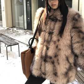 冬季新款仿托卡皮草外套女休闲加厚宽松牛角扣毛绒茸中长款大衣