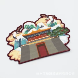 洗唛、商标;吊粒、吊牌;布贴