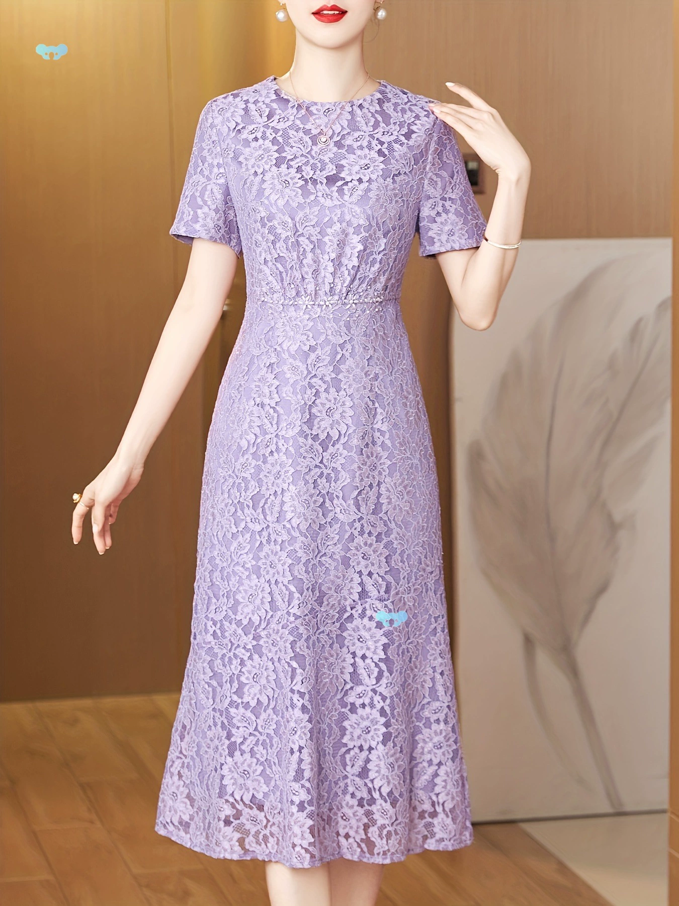Кружевное платье миди с круглым вырезом Элегантное платье трапециевидной формы с короткими рукавами