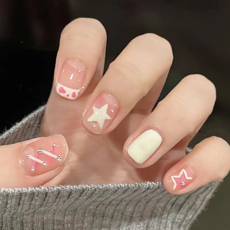 Temperament Sweetheart Wear Armor Love Nail Patch Gentle Nail Pieces Drill Fake Nail French Nail Patch Finished Product