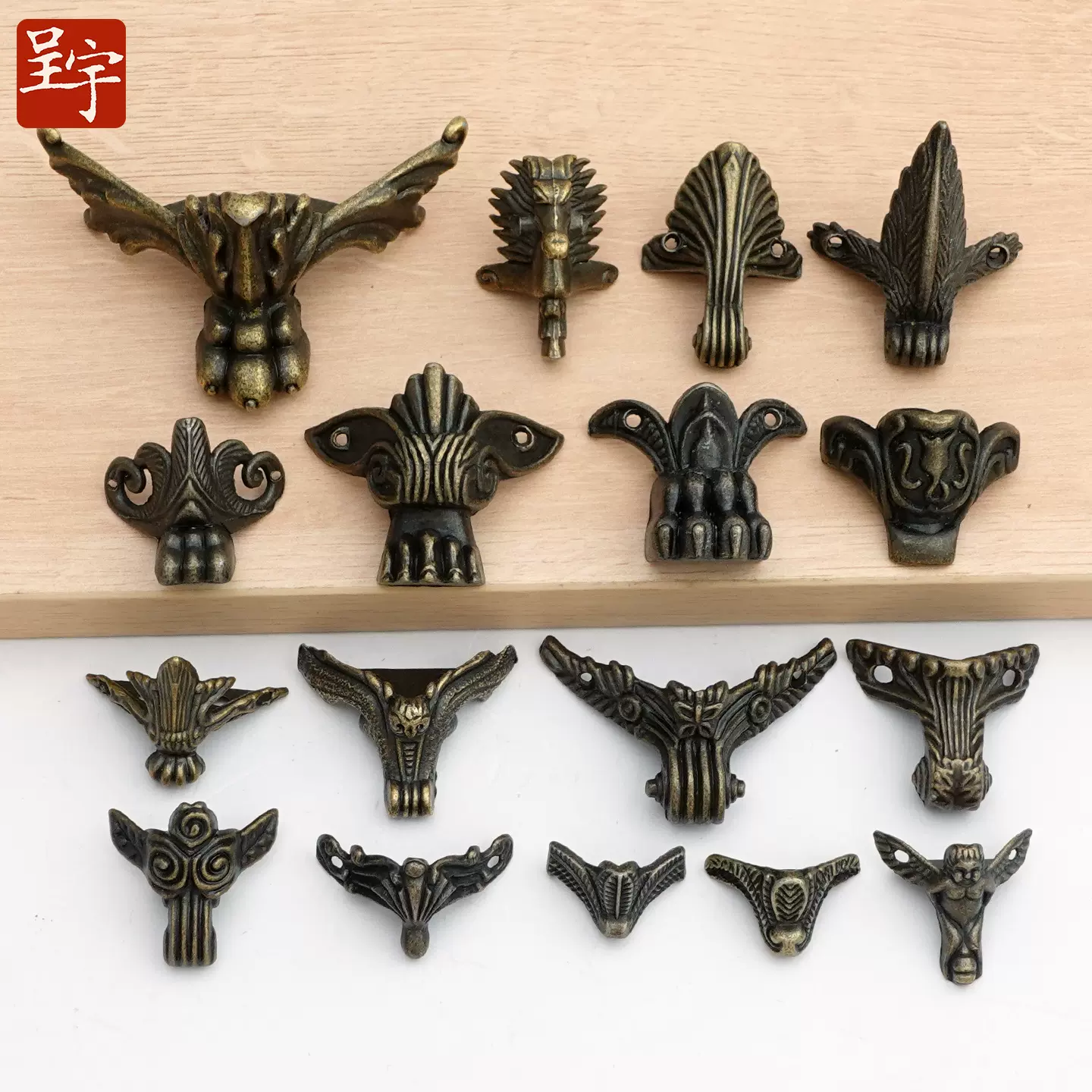 跨境底脚金属护角包角角码锌合金木箱收纳盒五金配件新中式古铜脚