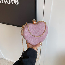 时尚法式链条单肩斜挎包2024新款唯美简约个性高颜值手提爱心包包