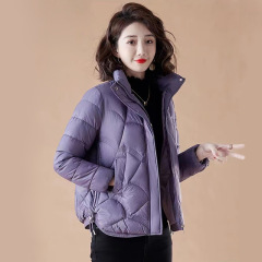ダウン綿服の女性の軽薄なタイプ2023年秋冬の新型の外着防寒保温洋気減齢ファッション女性コート