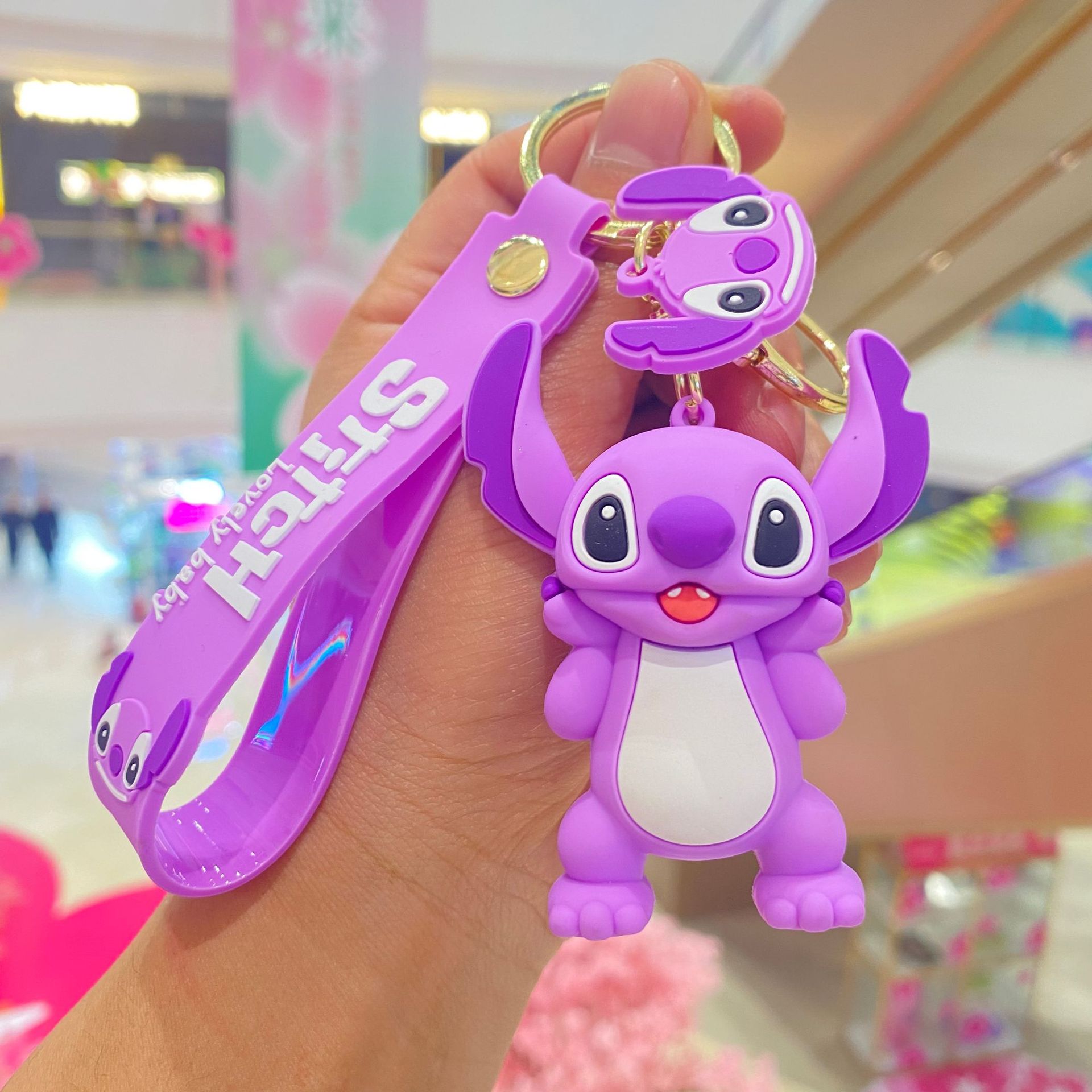 Dibujos Animados puntada llavero lindo muñeca adornos de coche pequeño colgante mochila llavero máquina de la muñeca pequeño regalo