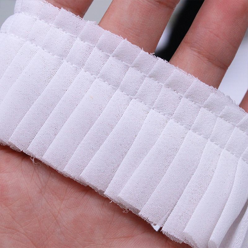 3.5���ֺڰװ���ѩ�Ļ���ȹ������°�ѹ��ľ���߻��߸���