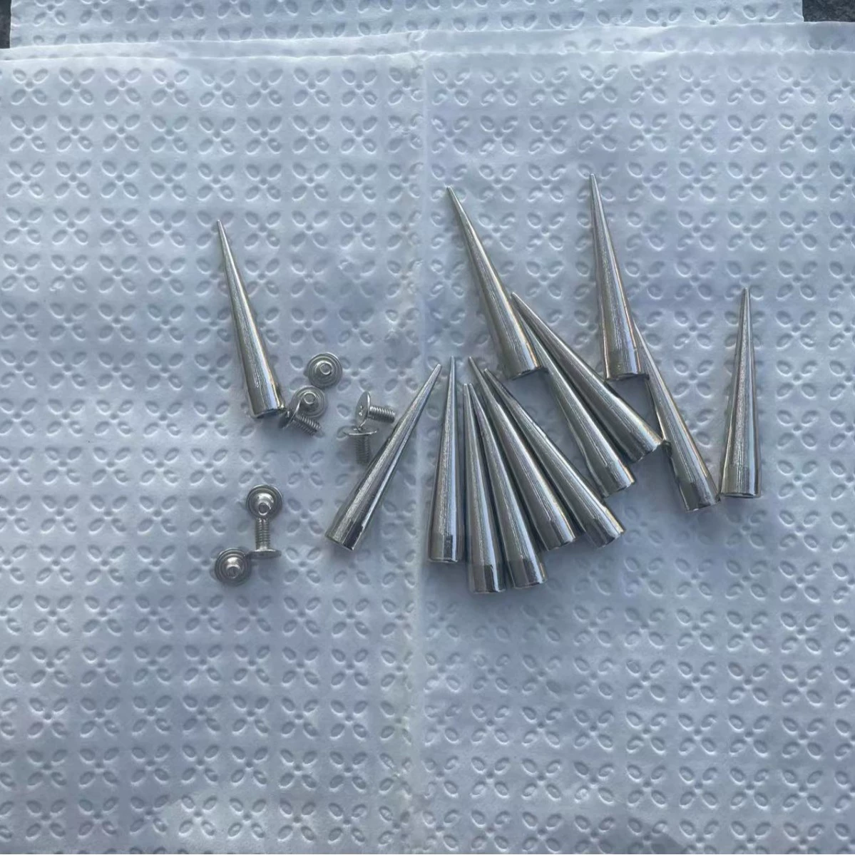 [Прямые продажи с фабрики] Панк заклепки панк шип Пуля заклепки DIY спецификации заклепки полный