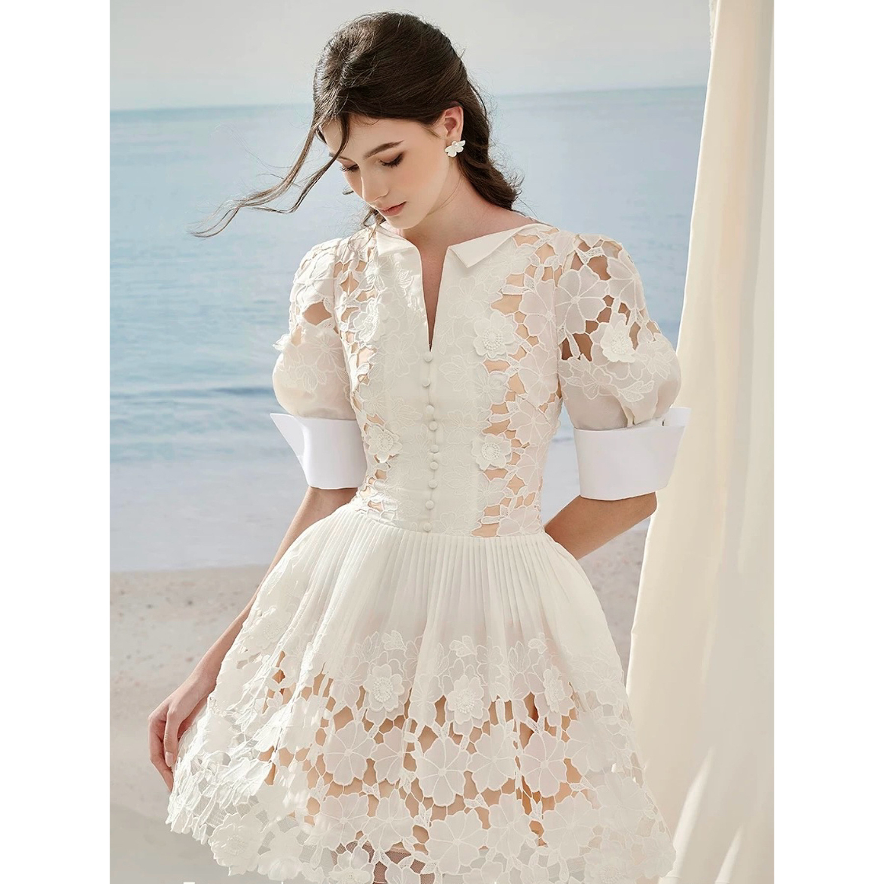 Small design lace fashionable dress