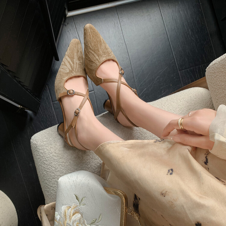 Sandal cao gót mũi nhọn phong cách Trung Hoa mới, chất sa tanh, quai chéo rỗng, gót thô 9 cm — Màu trắng be, Màu Kaki chi tiết 43
