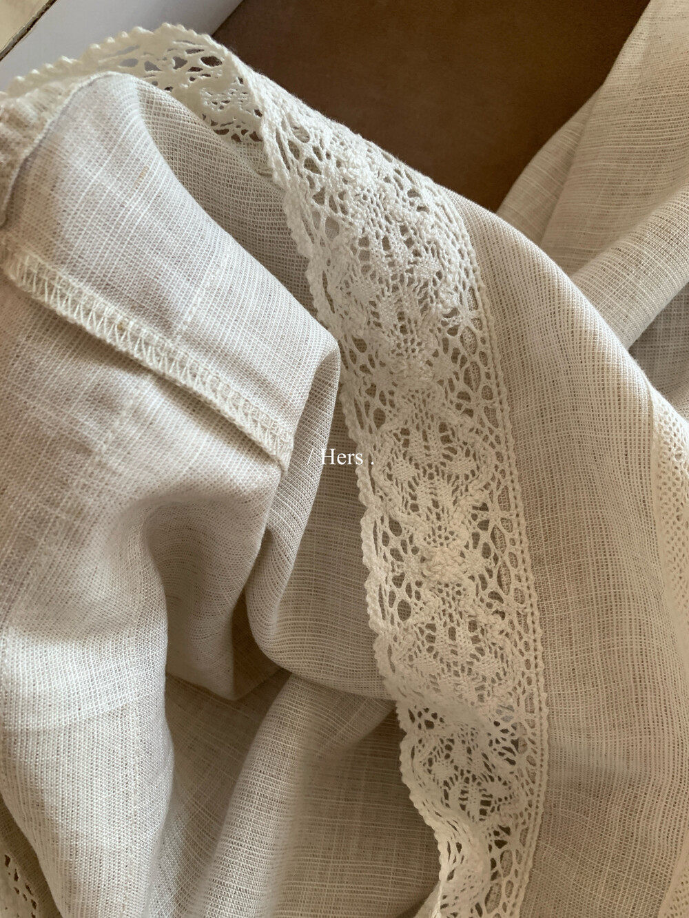 Quần culottes nữ ống rộng cạp cao chun eo viền ren dáng suông — màu trắng, xanh lá cây, yến mạch chi tiết 21