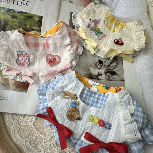 Нагрудники для еды домашних животных, аксессуары для бантов, ошейники-нагрудники, нагрудники для собак и кошек, полотенца для слюны, кружевные шарфы.