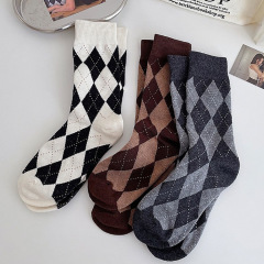 Korean-style diamond-grid chunky socks for women | Mid-calf socks | Popular on Xiaohongshu | College-style all-seasons socks for student girls