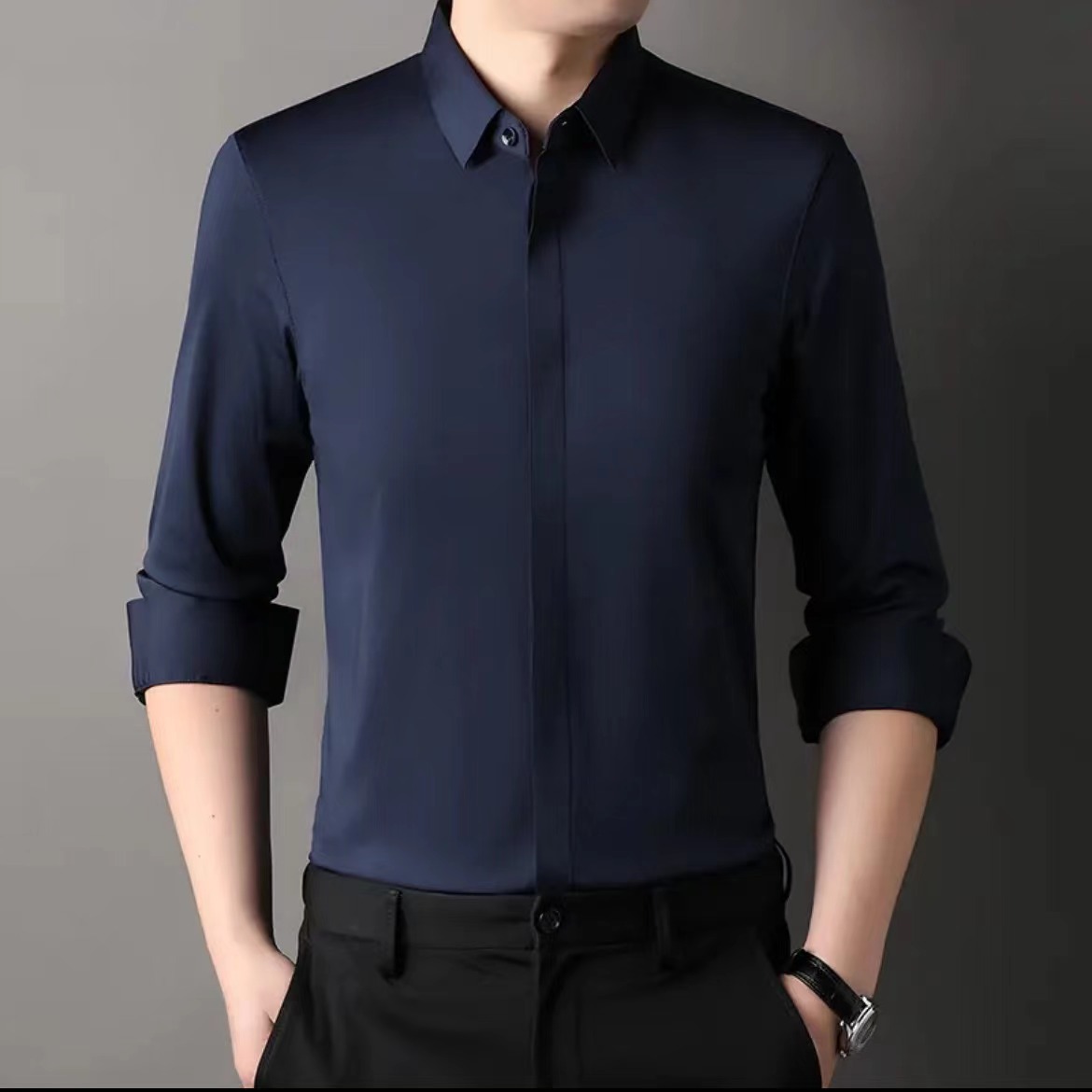 Otoño nuevos hombres de manga larga camisa tapeta oscura camisa de negocios sin costuras anti-arrugas de planchado-libre de alta elasticidad de una sola pieza de entrega