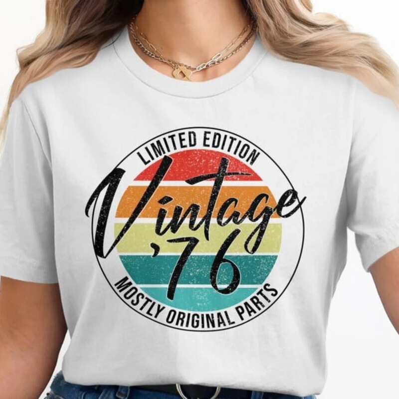 Vintage 1976 T-Shirt Retro 70S Distressed Graphic Classic Design Shirt 70S Men's Women's Casual Wear Vintage 1976 T-Shirt Retro 70S Distressed Graphic Classic Design Shirt 70S Men's Women's Casual Wear