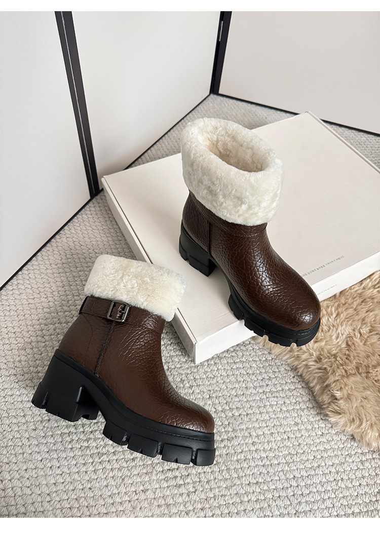 Boot tuyết nữ da thật cổ ngắn lót lông cừu, đế dày khóa thắt lưng gót vuông — màu nâu chi tiết 16