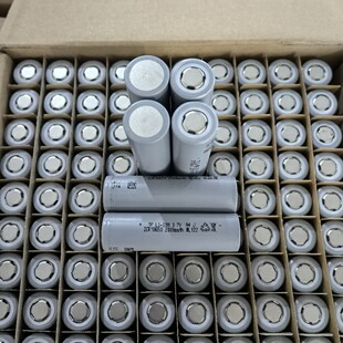 ���i18650�늳�2000mAh����10C ��ĥ�C���荺�ģ늄ӹ���