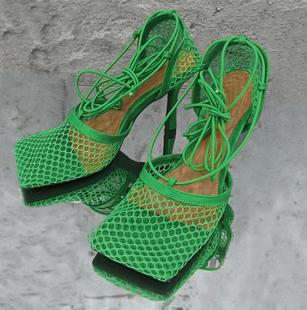 ���Sֱ���L�ڬF؛�W���r�Л�Ь�W��͸�ⷽ�^����Ůʿ�߸�Ь979-8
