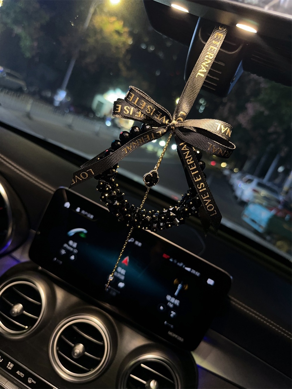 Full diamond handmade crystal car pendant creative luxury high-end rearview mirror car hanging chain decoration car interior goddess