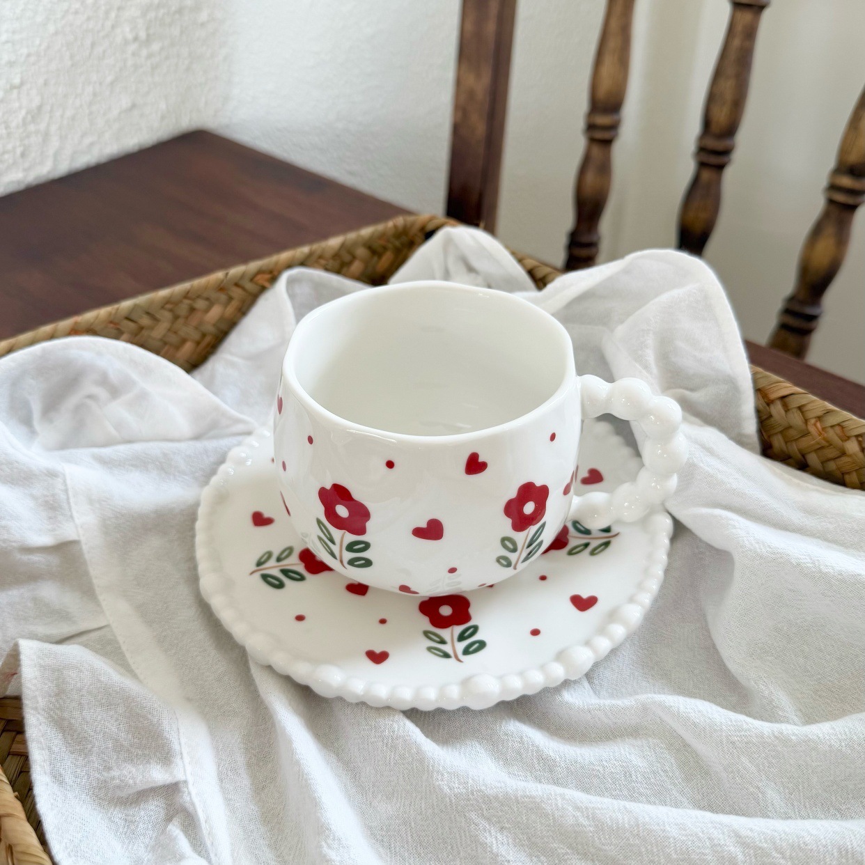 Ins estilo francés mano irregular cerámica taza de café plato mango de cuentas amor plato de té de la tarde taza transfronteriza