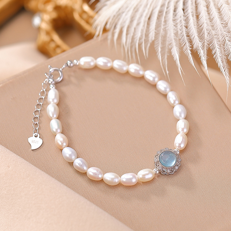Vòng tay bạc S925 đính ngọc trai nước ngọt và đá aquamarine phong cách nhỏ tươi — Một chiếc
