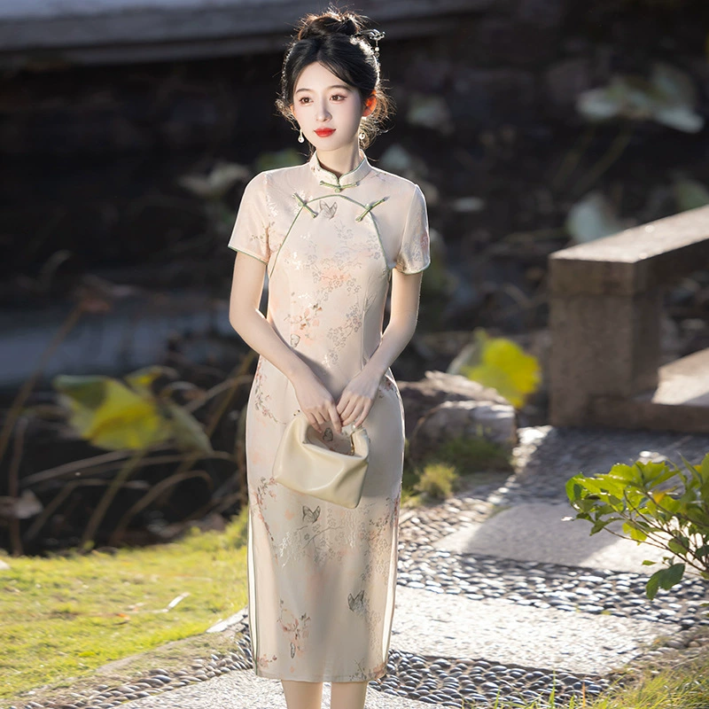 Улучшенный cheongsam повседневное молодое платье в стиле Китайской Республики 2025 новый весенний и летний композитный кружевной новый китайский cheongsam