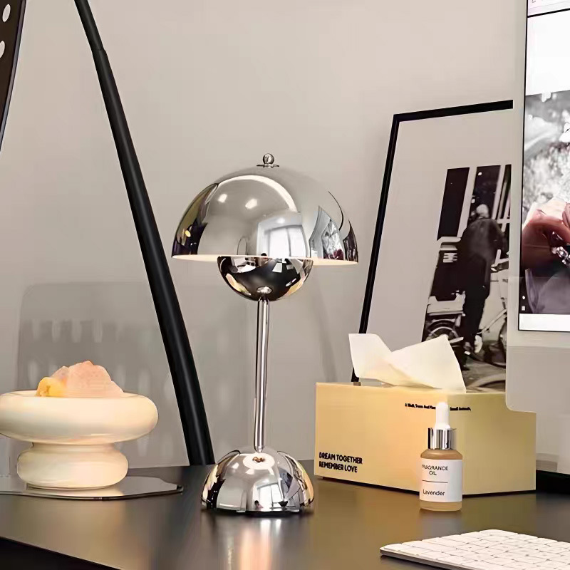 Cross-Border Led Mushroom Lamp Electroplated Bud Table Lamp Rechargeable Touch Scandinavian Home Bedroom Study Decorative Table Lamp