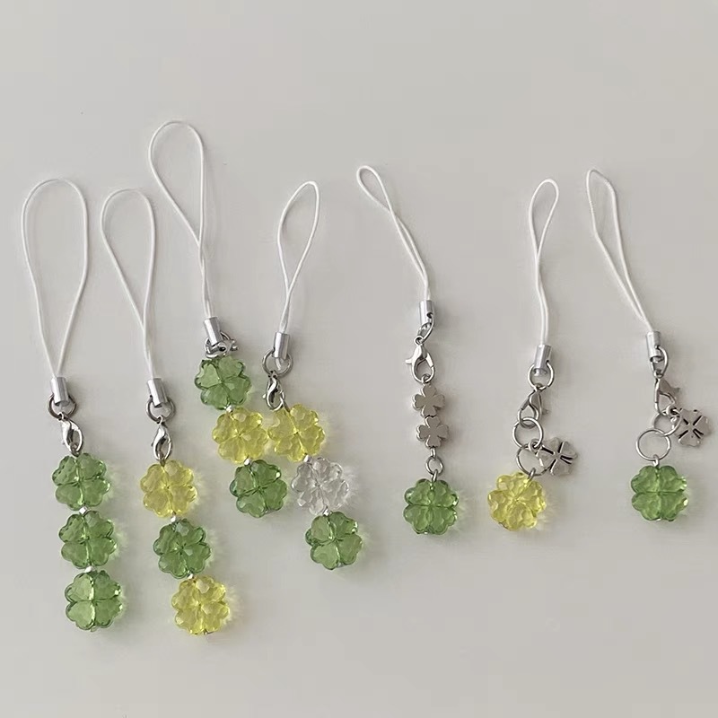 Original Niche South Korea Ins Green Lucky Clover Beaded Mobile Phone Chain Cute Mobile Phone Case Pendant Lanyard