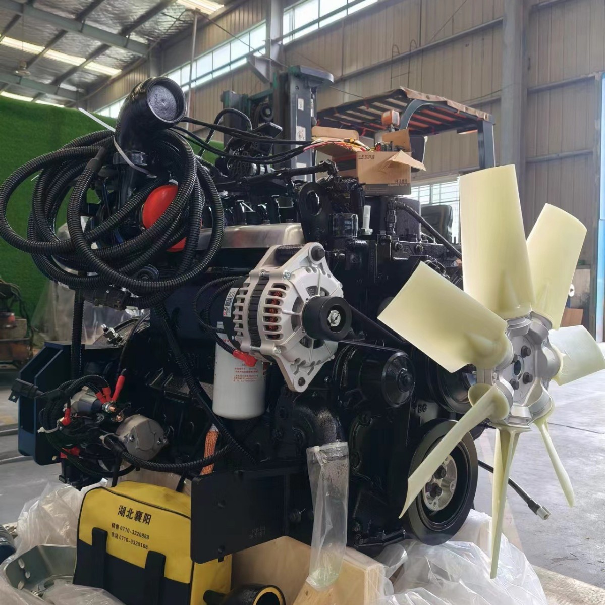 康明斯后取力三阶段工程机械柴油机总成QSB5.9-C180-30 180马力