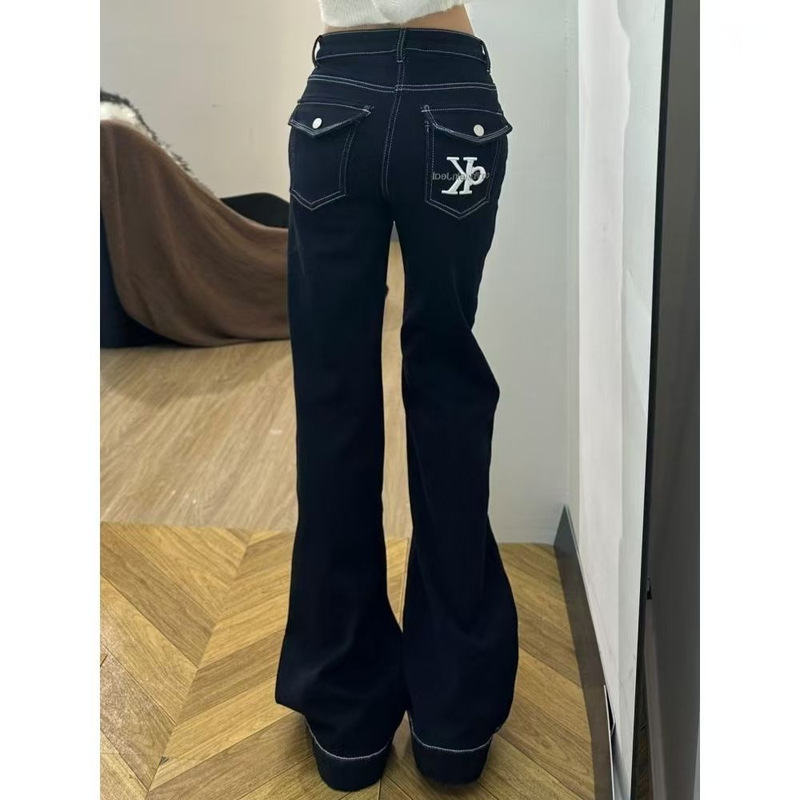 American-style design, new pocket details, letter embroidery, slim-fit, floor-length, versatile, slightly flared jeans American-style design, new pocket details, letter embroidery, slim-fit, floor-length, versatile, slightly flared jeans