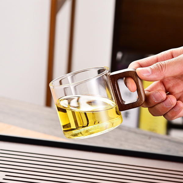 Glass transparent tea cup for home use