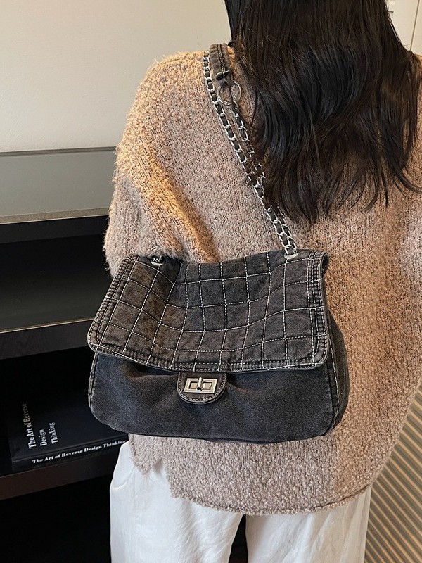 Bolso denim retro de gran capacidad para mujeres otoño / invierno 2025 nueva moda cadena mochila de transporte de viaje ocio tote