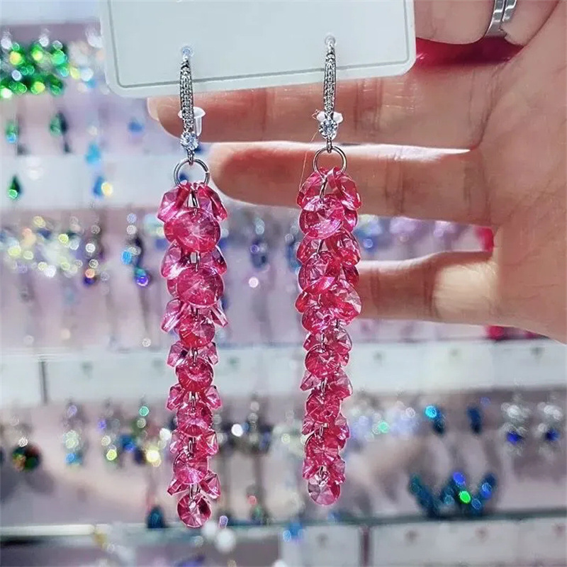 2025 nuevo hogar aretes de cristal púrpura con bordas de uva amistita hadas pendientes de orejas ganchos de orejas simples de alta calidad