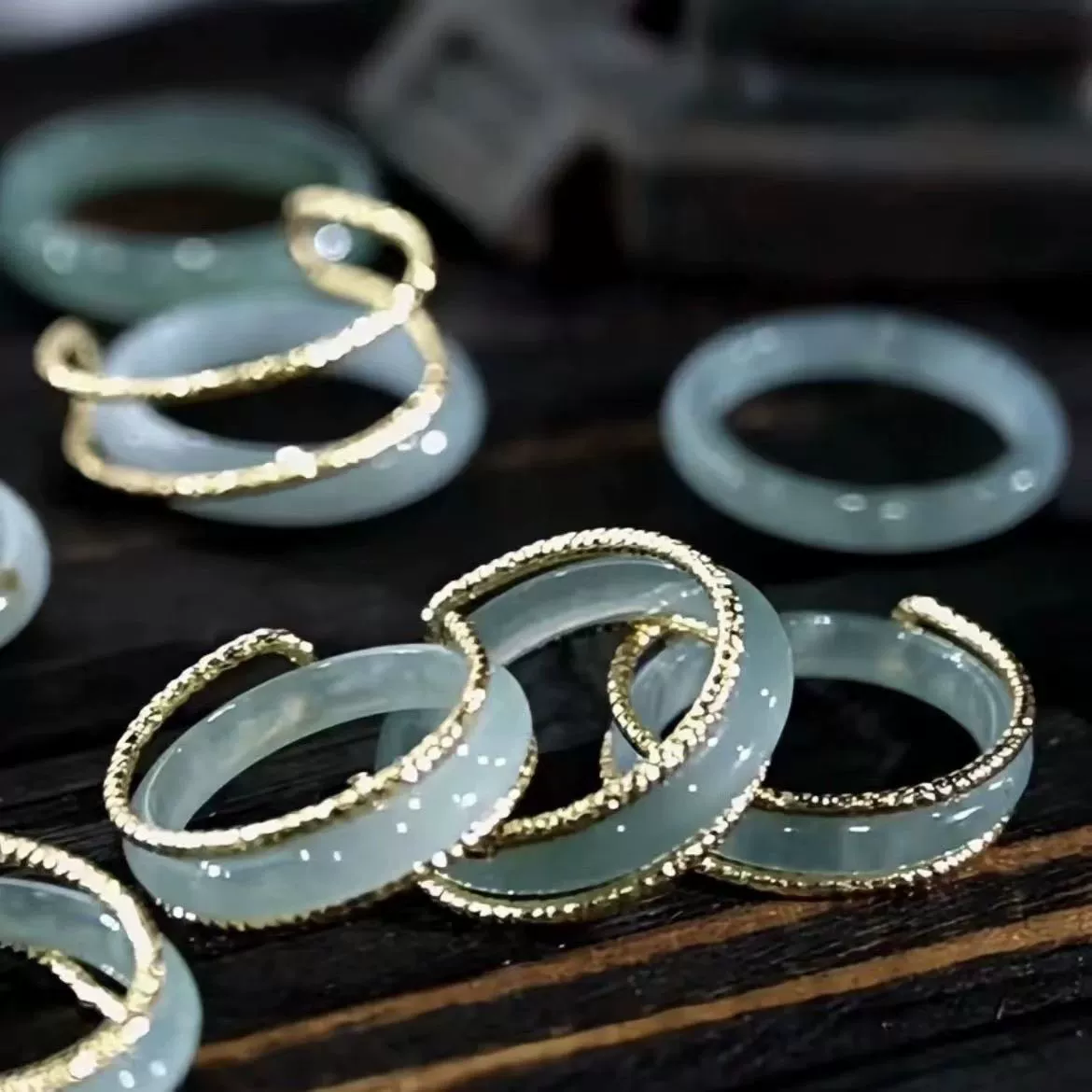 Кольцо для пары из натурального жадеита (модель 2025 года), одинаковый стиль для мужчин и женщин, высококачественное кольцо, ледяной и простой дизайн.