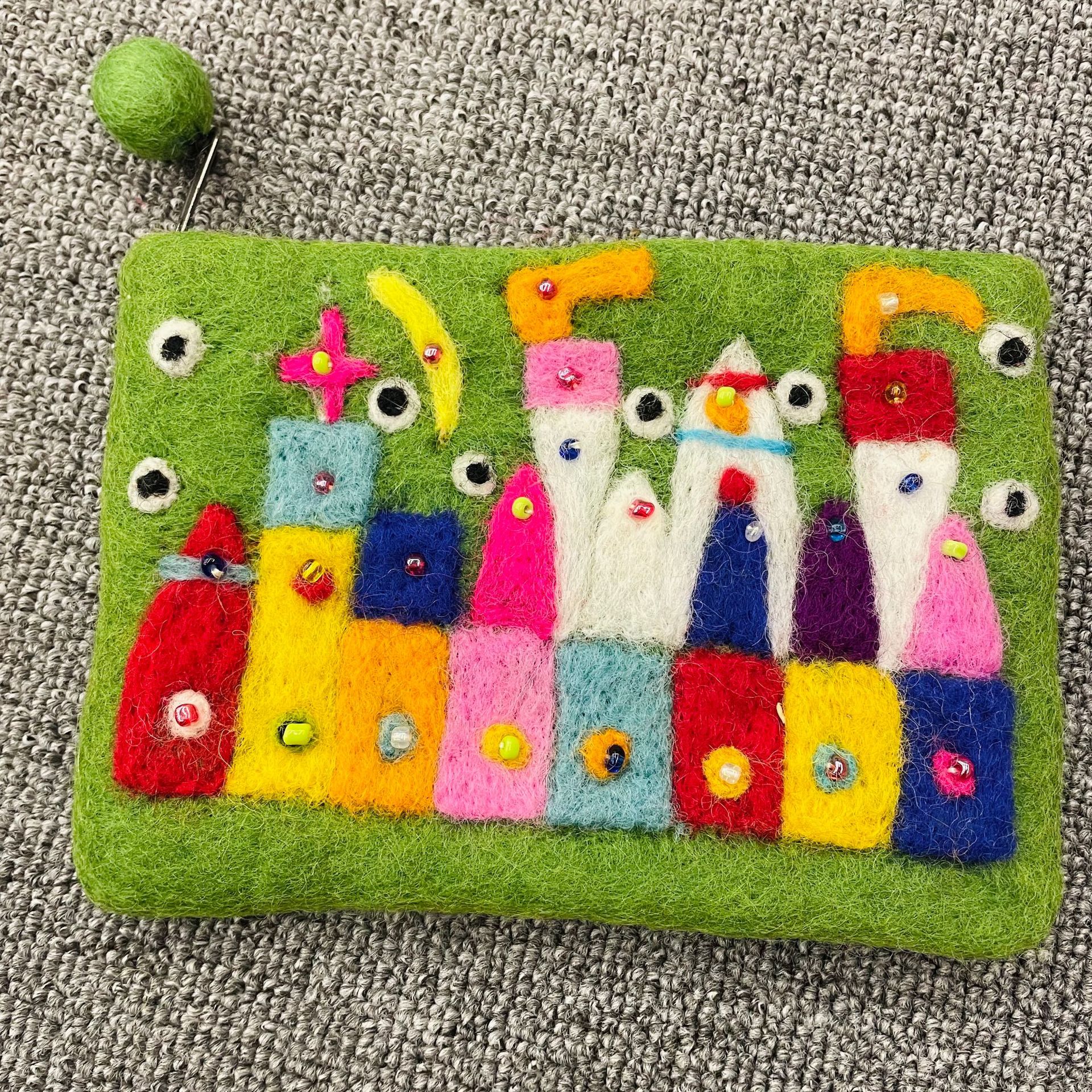 Women's Cartoon Wool Felt Zipper Wallets display picture 5