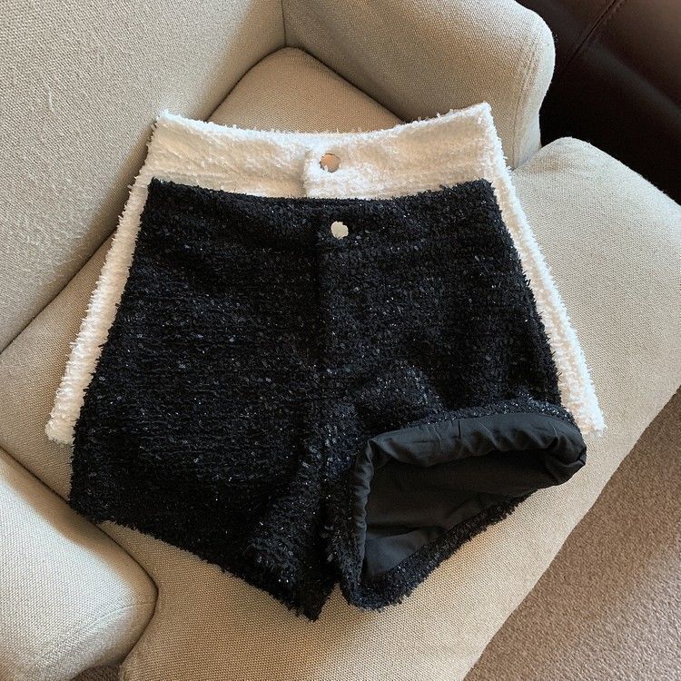 Chanel-Style Black Shorts for Women, Autumn and Winter New Wool High-Waisted Boot Shorts, Petite Slimming Casual Pants