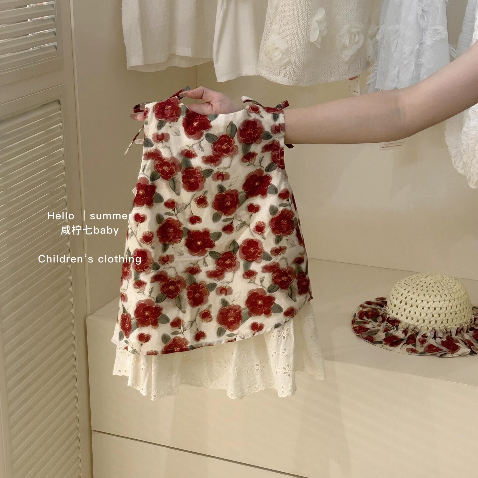 Falda de tirantes florales para siete niñas con limón salado 2025 verano nuevo estilo vestido de costura para niños falda dulce para bebés marea