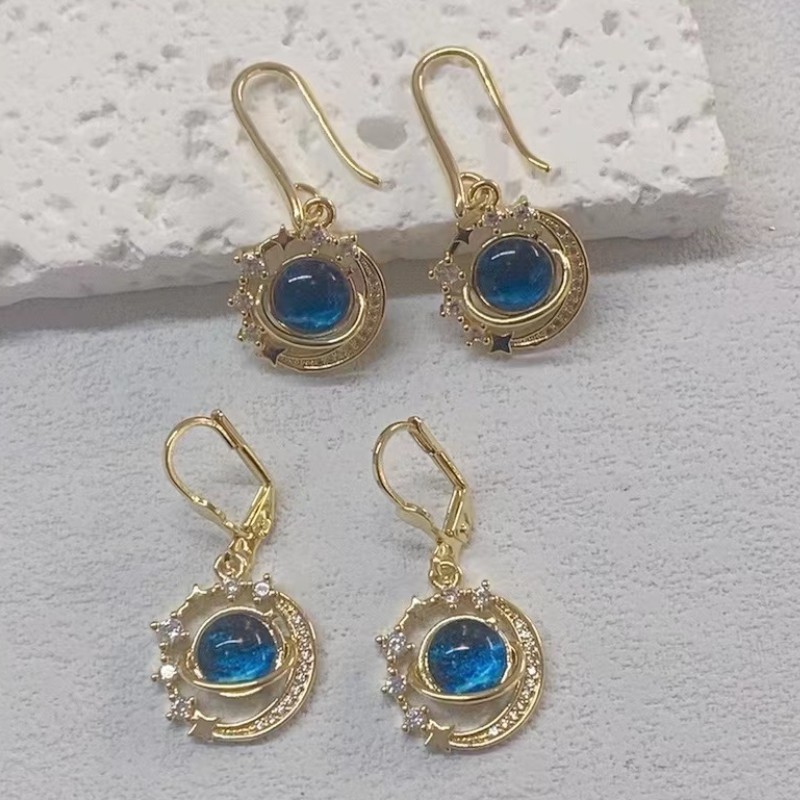 fashionable trend universal earrings