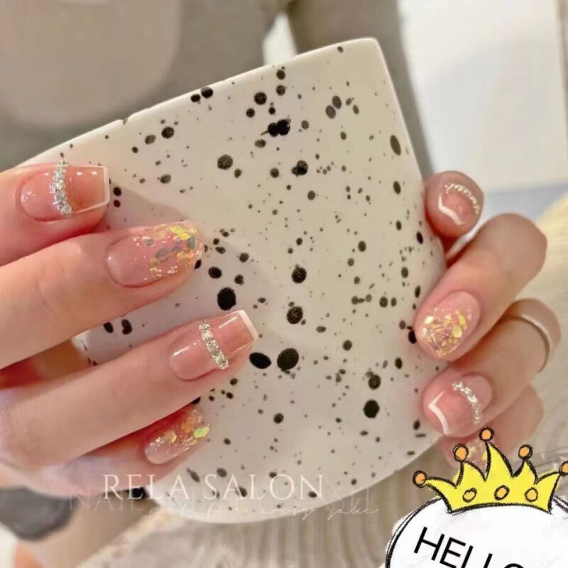 Handmade Nail Patches, Autumn and Winter Short French Diamond Sequins, Wearable Manicure Products, Removable and Reusable