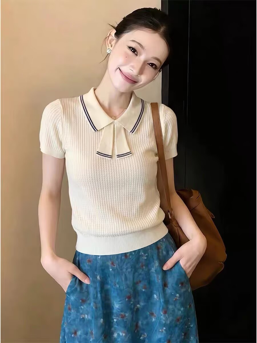 Áo thun nữ tay ngắn cổ bẻ nơ lụa, chất liệu sợi mát mùa hè — xanh lam
