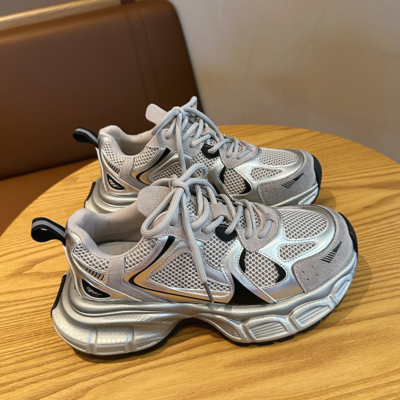 Zhao LuSi con zapatos de papá y mujer 2024 nueva primavera calles fritas con suela gruesa versátil plateada zapatillas deportivas casuales retro