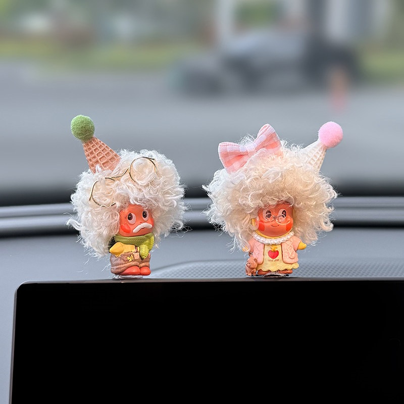 2026 New Model Star-Shaped Car Dashboard Decoration Screen Display Car Interior Decoration Cute Doll for Girls