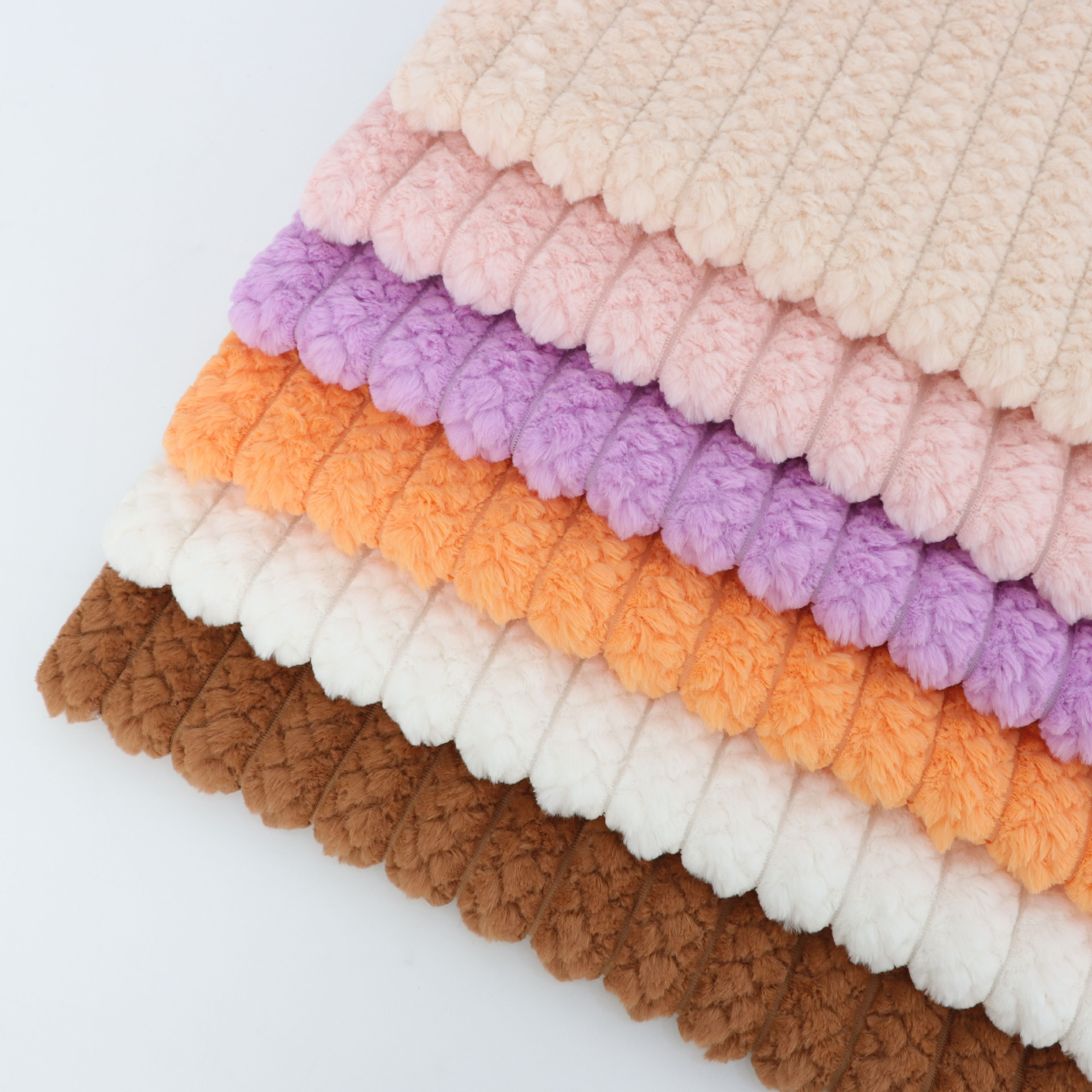 厂家现货大兔毛抽条 金貂绒高低毛兔毛绒单面绒 睡衣家纺抱枕面料